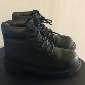 Toddler black Timberland boots